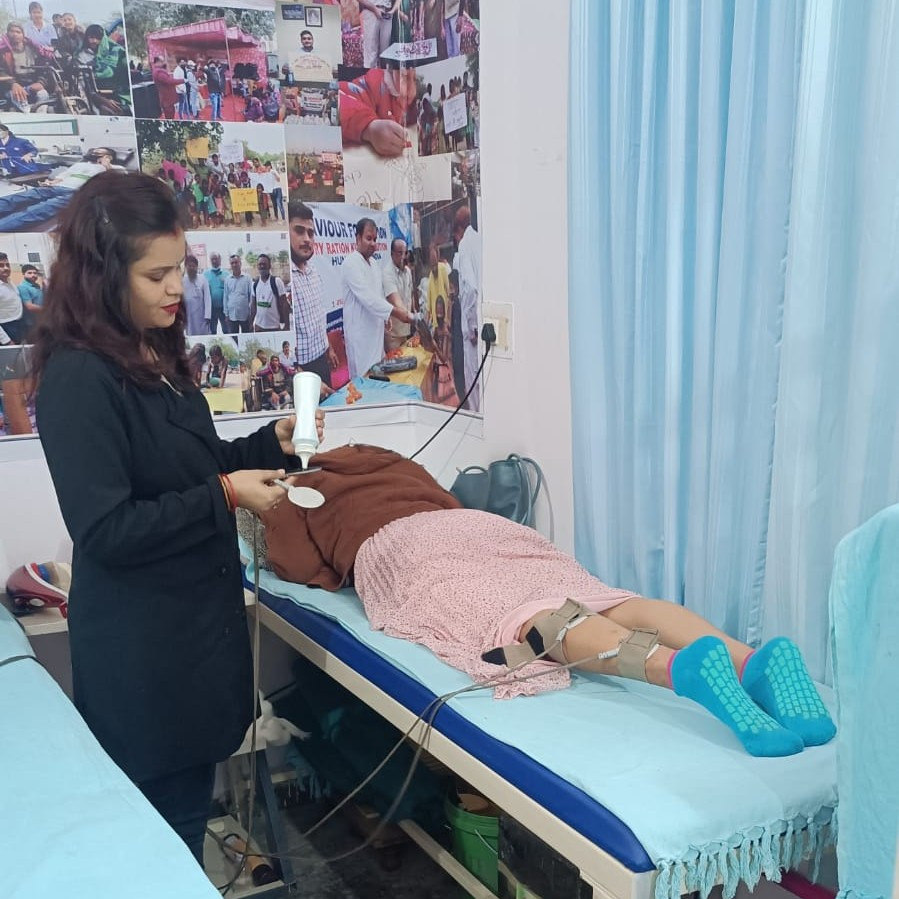 Physiotherapist in Karol Bagh